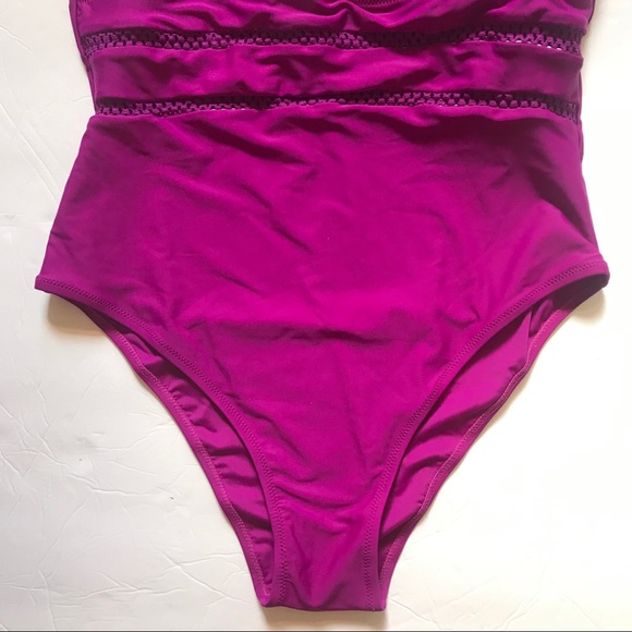 One-Piece Swimsuit V-neck Purple Cheeky Halter - Picture 4 of 9